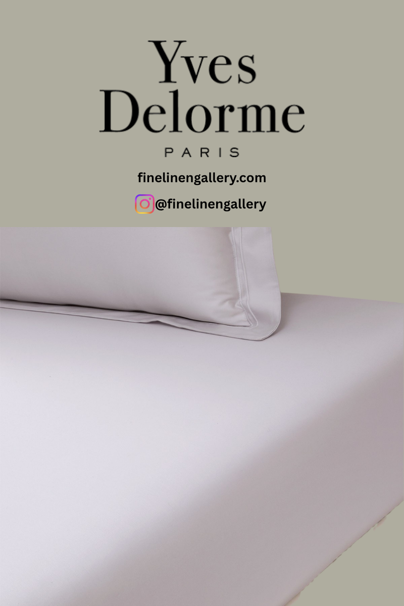 Triomphe Sateen Fitted Sheet