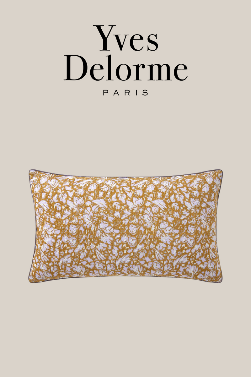 Givre Decorative Pillow