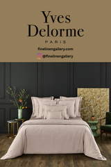Triomphe Coverlet