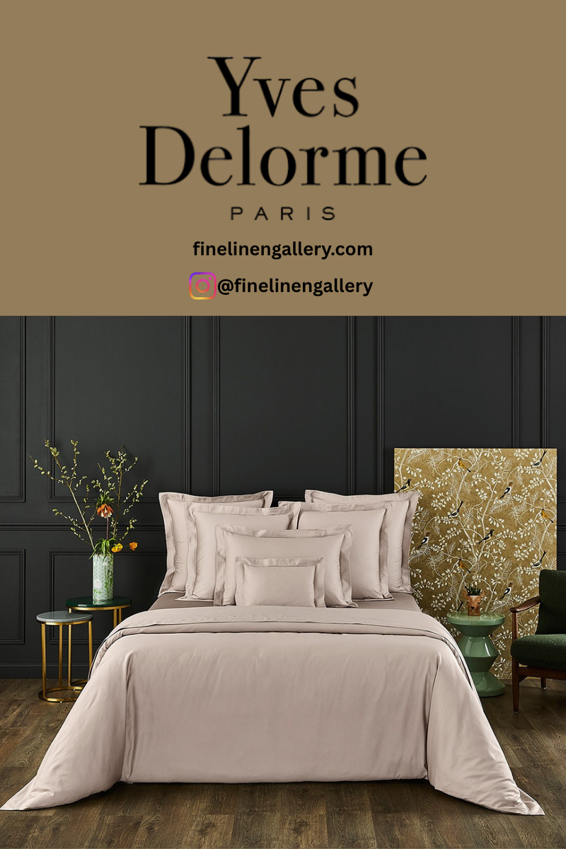 Triomphe Coverlet
