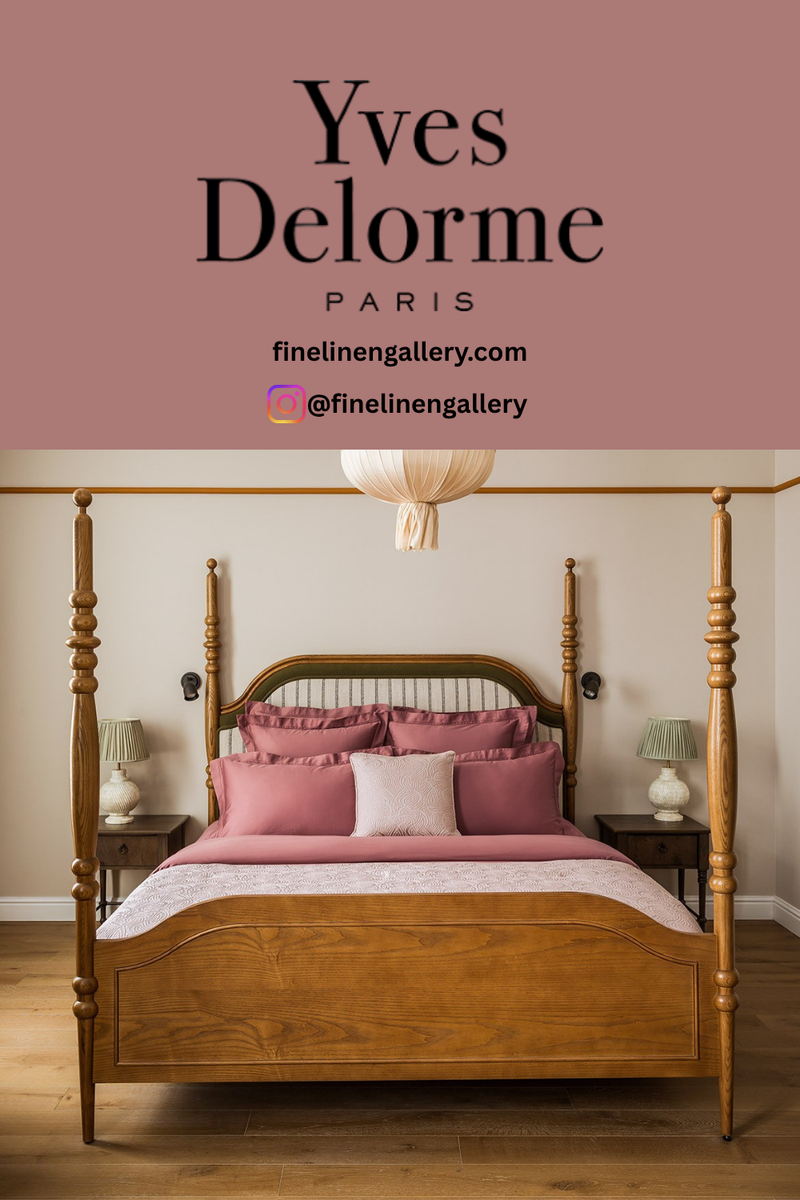 Triomphe Coverlet
