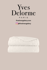 Triomphe Counterpane