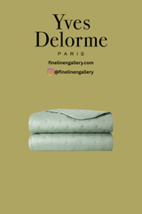 Triomphe Coverlet