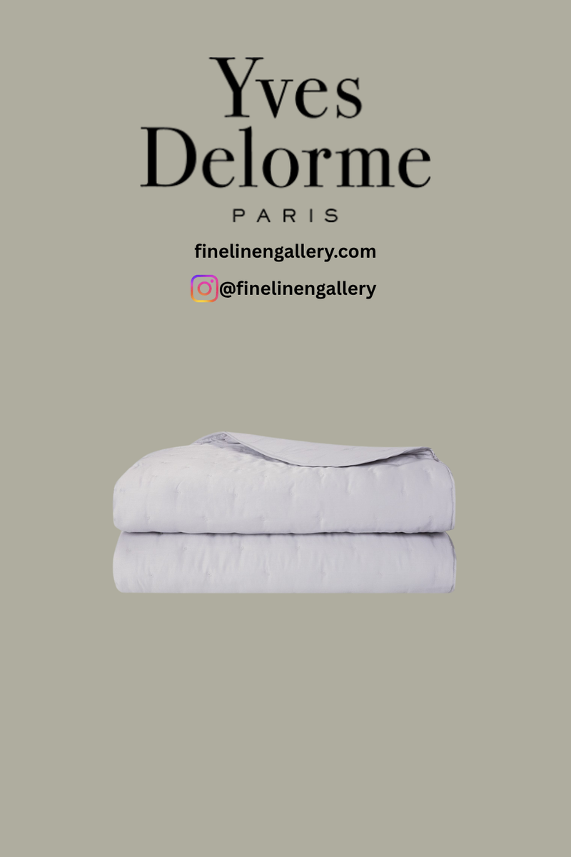 Triomphe Coverlet