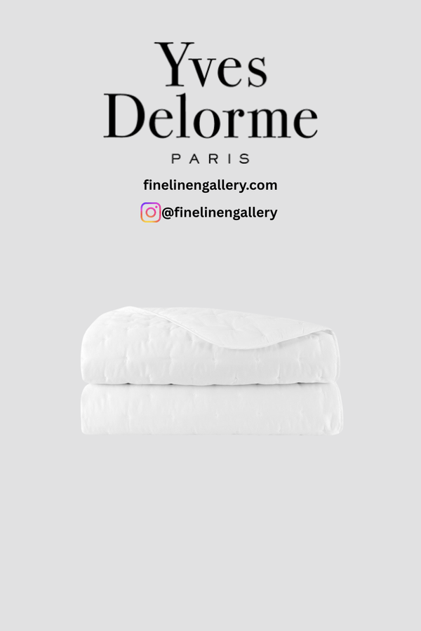 Triomphe Coverlet