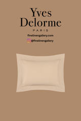 Triomphe Sham Yves Delorme