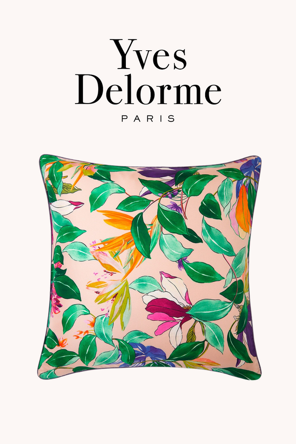 Parfum Decorative Pillow